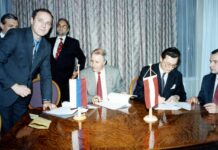 Генрих Юшкявичюс: Станислав Буневич остаётся в памяти как талантливейший инженер, мудрый руководитель и прекрасный товарищ Станислав Буневич Алла Буневич Алексей Буневич Дмитрий Буневич