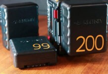 PD KineBAT 99 и 200: Kinefinity выпустила аккумуляторную систему третьего поколения с V-образным креплением PD KineBAT 99 и 200: Kinefinity выпустила аккумуляторную систему третьего поколения с V-образным креплением