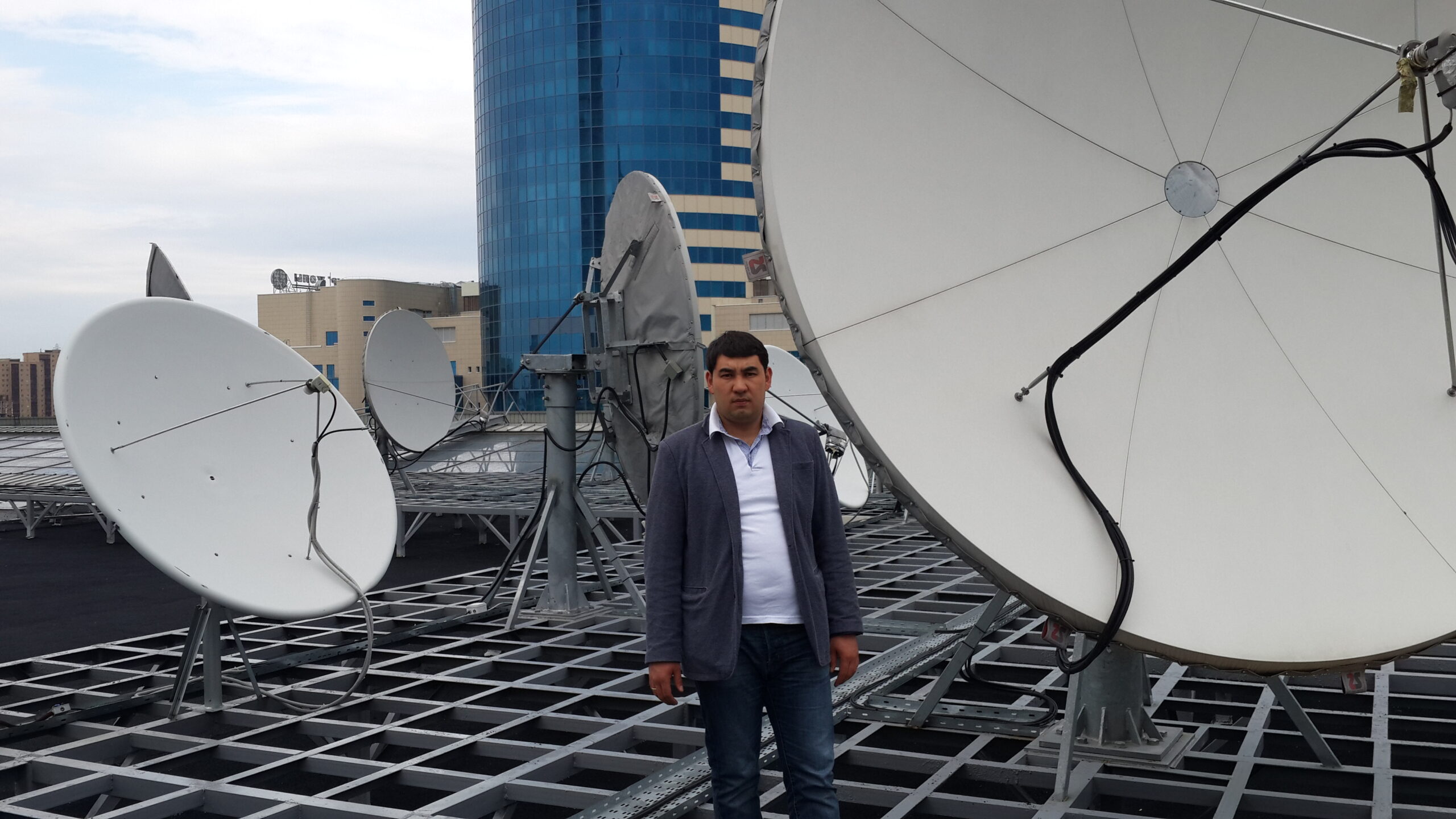 Интервью с Ернаром Баймолдаевым, техническим директором «31 канала» (Казахстан) tkt1957.com