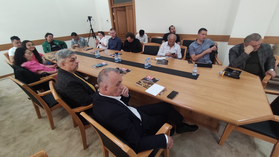 Игорь Калинин, генеральный директор НПФ «СФЕРА-ВИДЕО», выступил с докладом «Системы долговременного хранения цифровых данных высокого разрешения на холодных дисковых накопителях» на конференции Broadcasting / Cinema 2023 Uzbekistan tkt1957.com