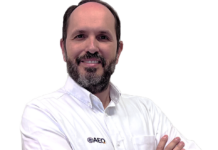 Густаво Роблес и Моника де ла Фуэнте, AEQ: Основные продукты, которые мы запускаем в 2024 году, касаются коммуникаций Густаво Роблес (Gustavo Robles), директор по продажам AEQ tkt1957.com