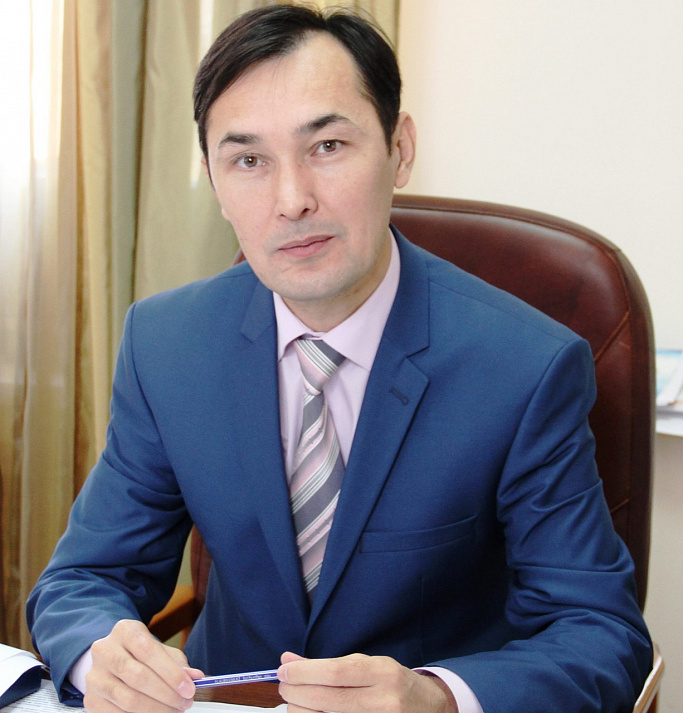 2 ноября – день рождения Жанахмета Агыбаева, генерального директора медиахолдинга «Түркістан», Казахстан