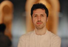 7 февраля – день рождения Дмитрия Буневича, Sony 7 февраля – день рождения Дмитрия Буневича, старшего менеджера Sony Middle East & Africa tkt1957.com