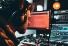 Как и где стартануть инженеру? Эпизод №2 подкаста «Как создать инпут? Образование в сфере Pro AV: как и куда расти инженеру?» tkt1957