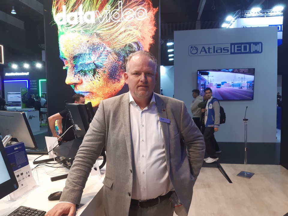 Интервью с Йоханом Лифферсом (Johan Lieffer), управляющим директором Datavideo в регионе EMEA (Европа, Ближний Восток и Африка), на ISE 2024 tkt1957.com