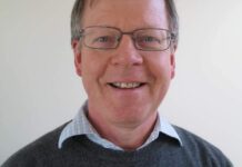 14 мая – день рождения Криса Холлебоуна 14 мая – день рождения Криса Холлебоуна