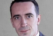 27 июня – день рождения Романа Семёнова, директора по продажам в регионе EMEA, Qligent 27 июня – день рождения Романа Семёнова, директора по продажам в регионе EMEA, Qligent