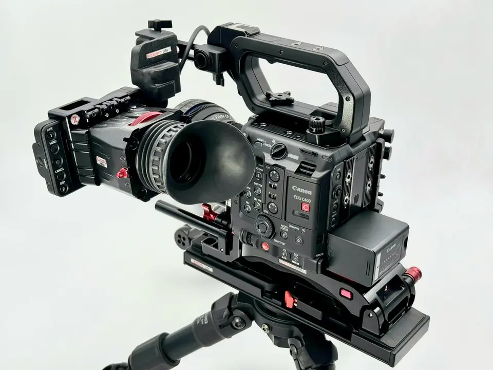 Zacuto: крепление Z-Finder Frame для Canon EOS C400