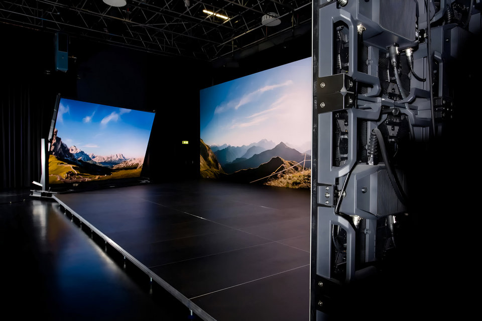 ISE 2025 MATIX AlfaCOB AlfaMIP Alfalite Neopix UHD Finepix 