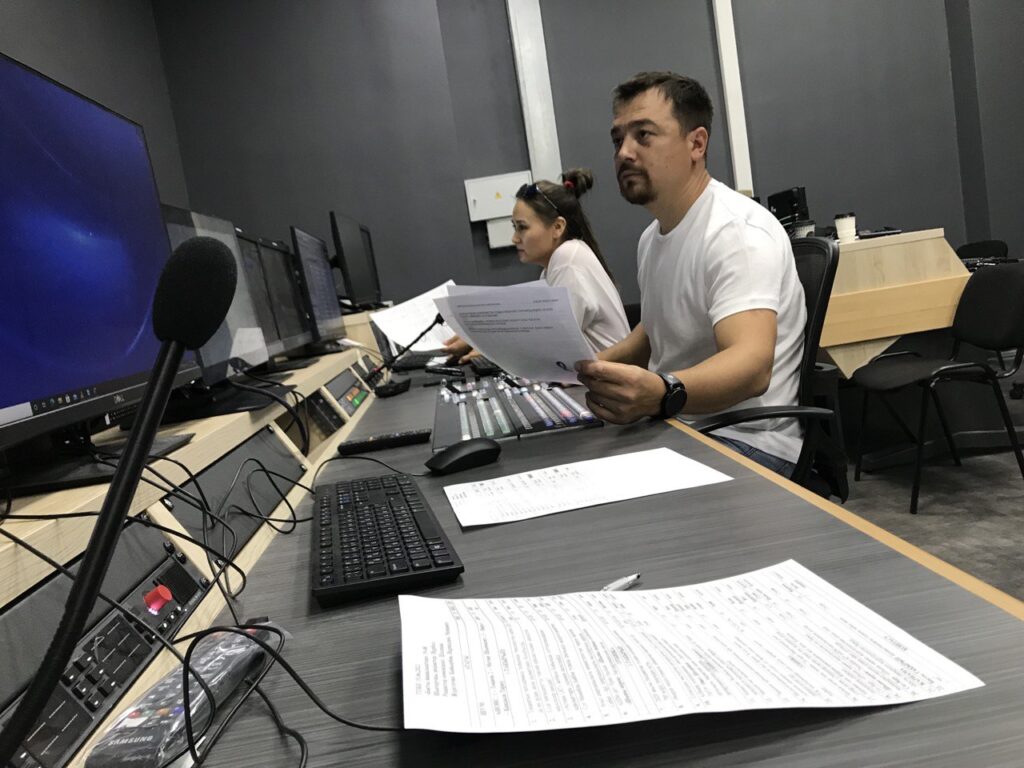 Интервью с Максимом Гребцовым, главным режиссёром телеканала Atameken Business (Казахстан)