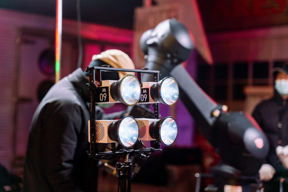 Zhiyun announces Molus G60 & Molus X100 LED Lights tkt1957.com