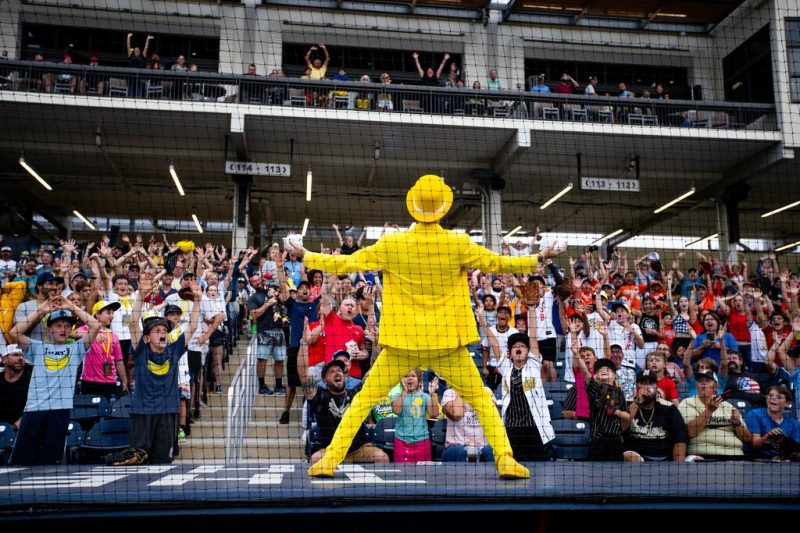 Riedel&rsquo;s RiMotion R8 Drives Fast-Turn Replay and Social Media Clips for Savannah Bananas, Home and Away