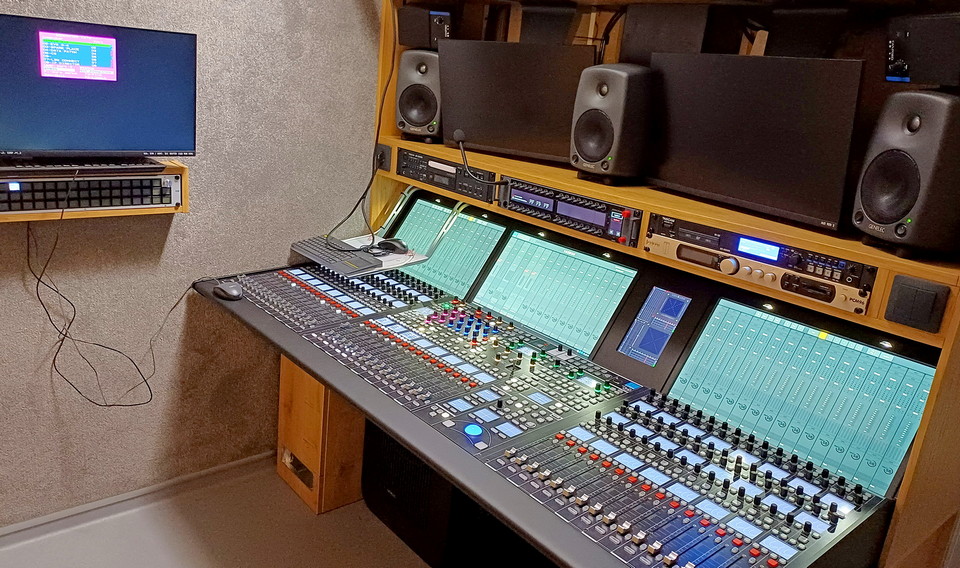 IP edge devices, network infrastructures, traditional video routers, SDI video switchers, audio routers, audio consoles, multiviewers, intercoms