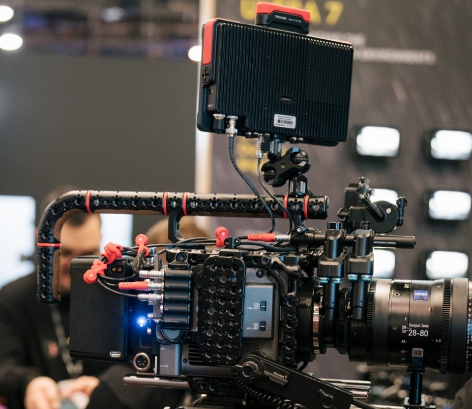 SmallHD Ultra 7: Custom Color Options Available