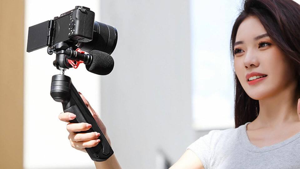 Ulanzi VlogPod TT38: Compact Tabletop Tripod with Versatile Features Ulanzi VlogPod TT38: Compact Tabletop Tripod with Versatile Features